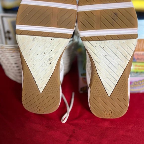 🤺Under Armour TriBase Reign 5 White Women’s Sz 8.5 - Picture 6 of 11